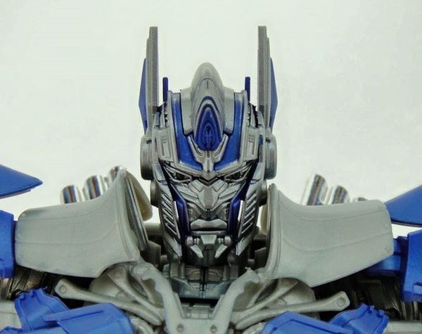 DMK03 AOE Optimus Prime Transformers Dual Model Kit Images  (1 of 11)